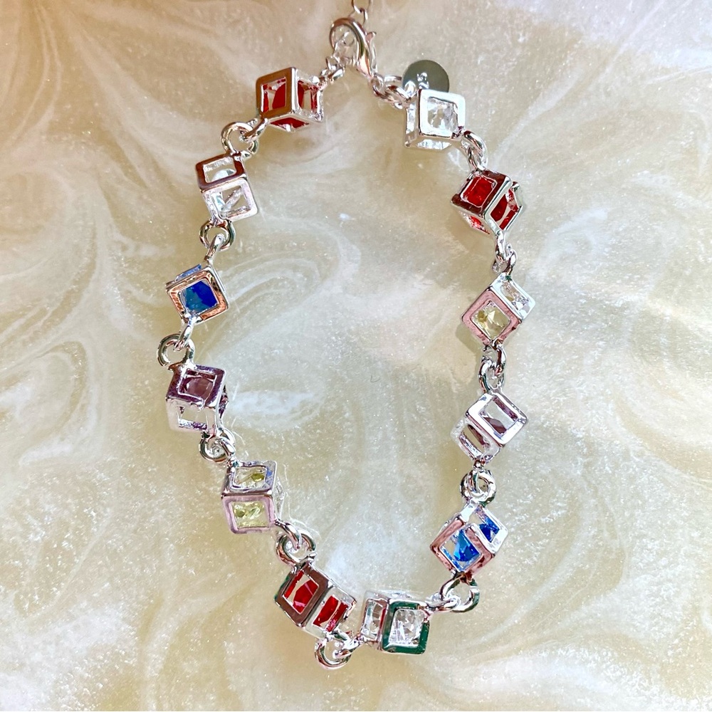Multicolor Cubic Link Bracelet